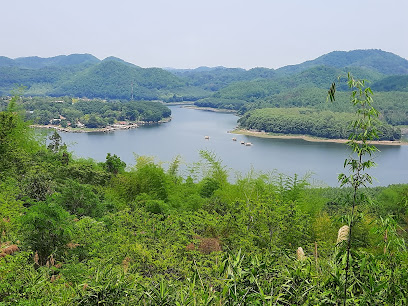 อ่างเก็บน้ำห้วยกระทิง