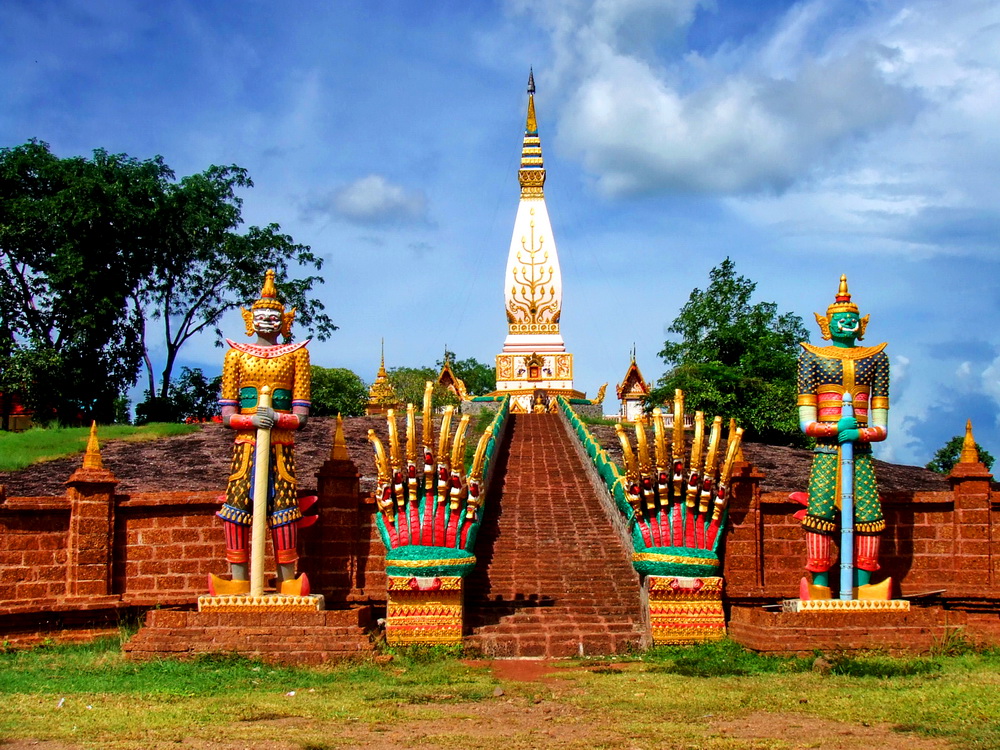 พระธาตุสัจจะ (อ.ท่าลี่)